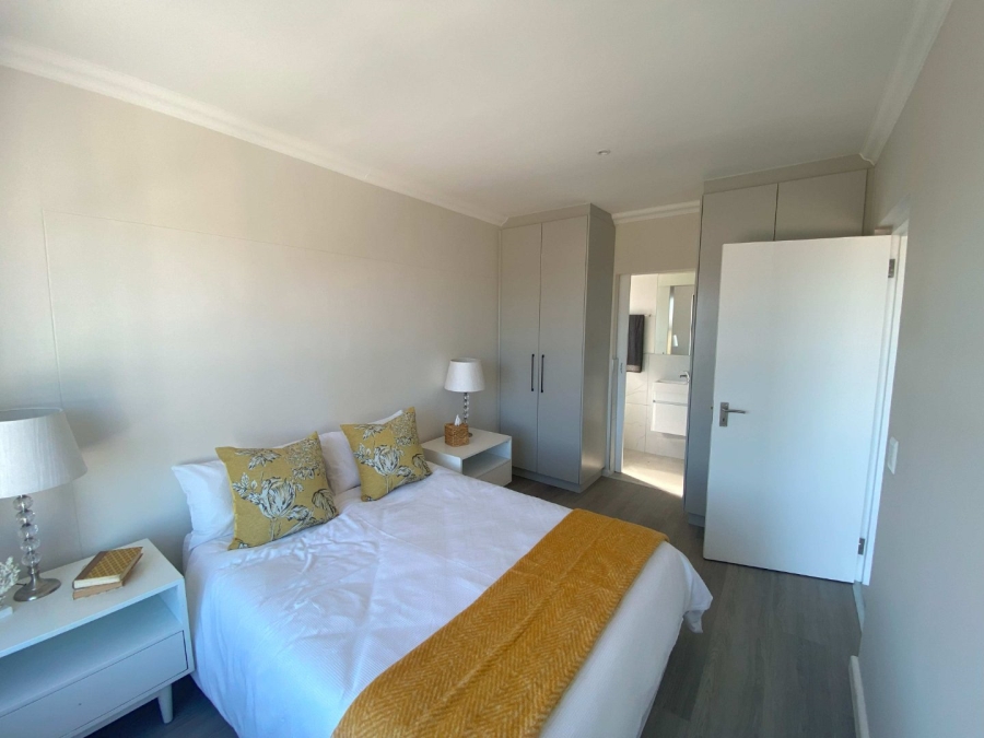 2 Bedroom Property for Sale in Table View Western Cape
